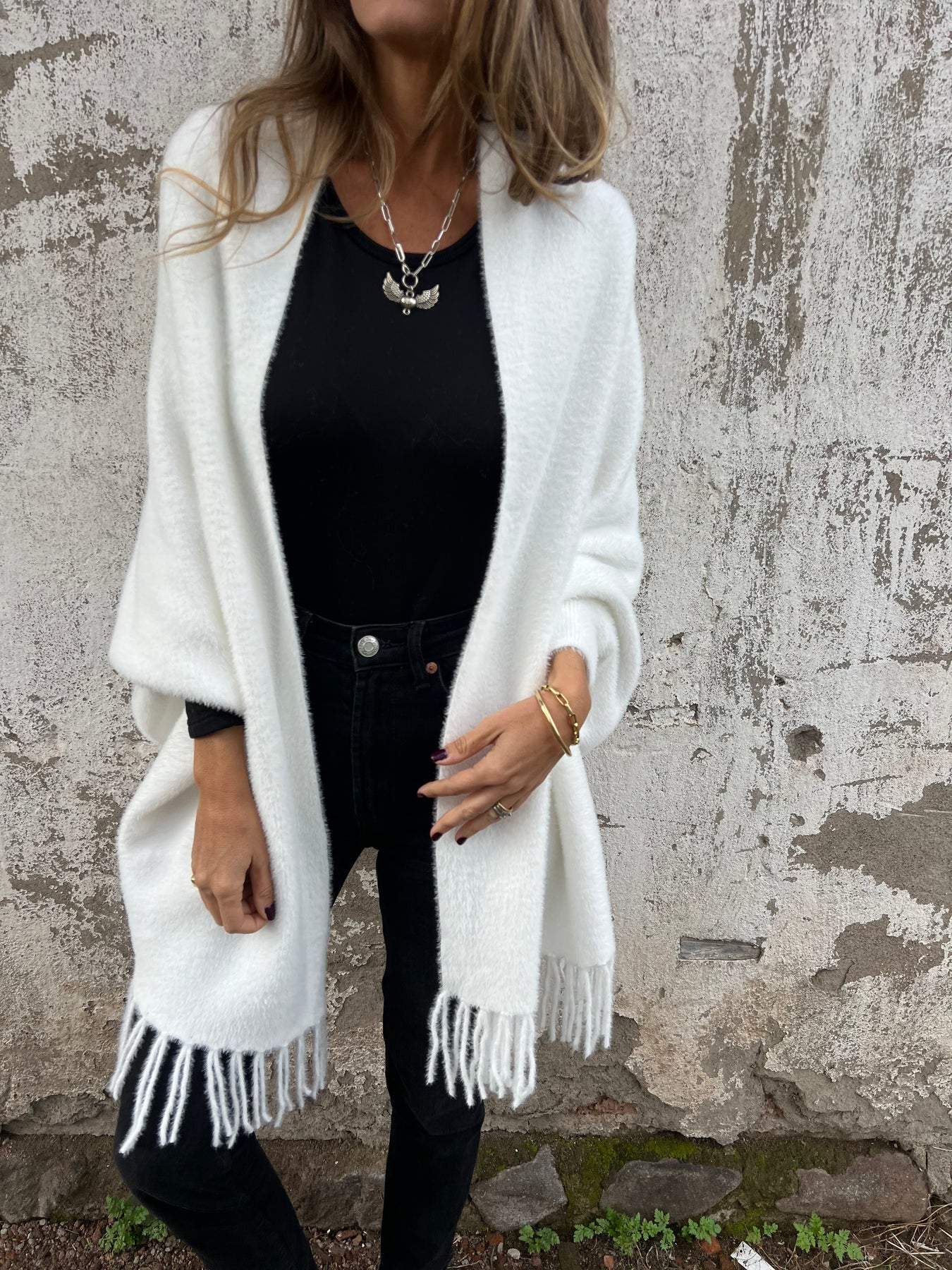 LORAVISTÝLE™ Tassel Knit Shawl Coat – Women’s Long Sleeve Autumn Wrap