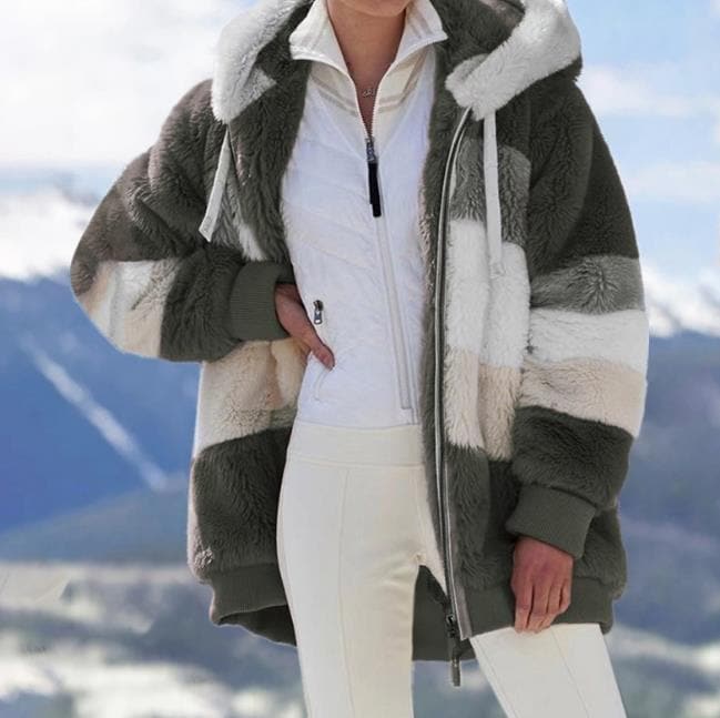 LORAVISTÝLE™ Plush Faux Fur Winter Coat – Oversized & Warm